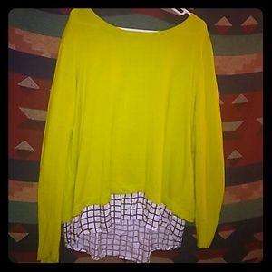 Lime green and squares pattern long sleeve knit T